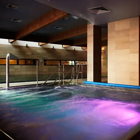 Апартаменти Vacationclub - Seaside 110 *